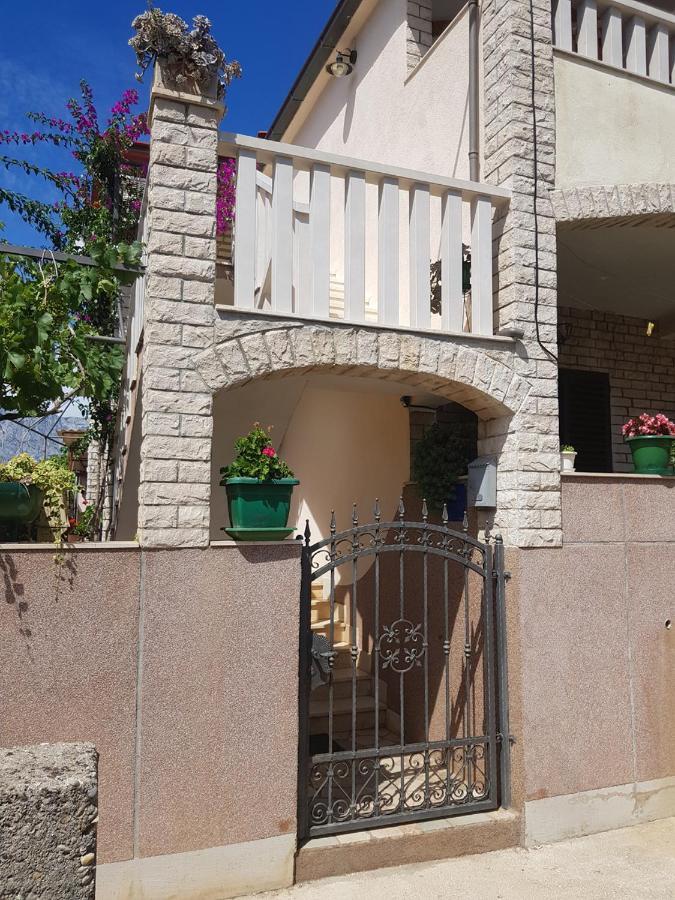 Apartments Mladen Sućuraj Zewnętrze zdjęcie